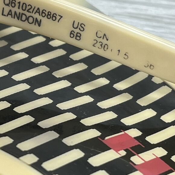 Coach Women’s Landon Cream Off-White Thong Jelly Flip Flops Sandals Size 6 B - Picture 5 of 9